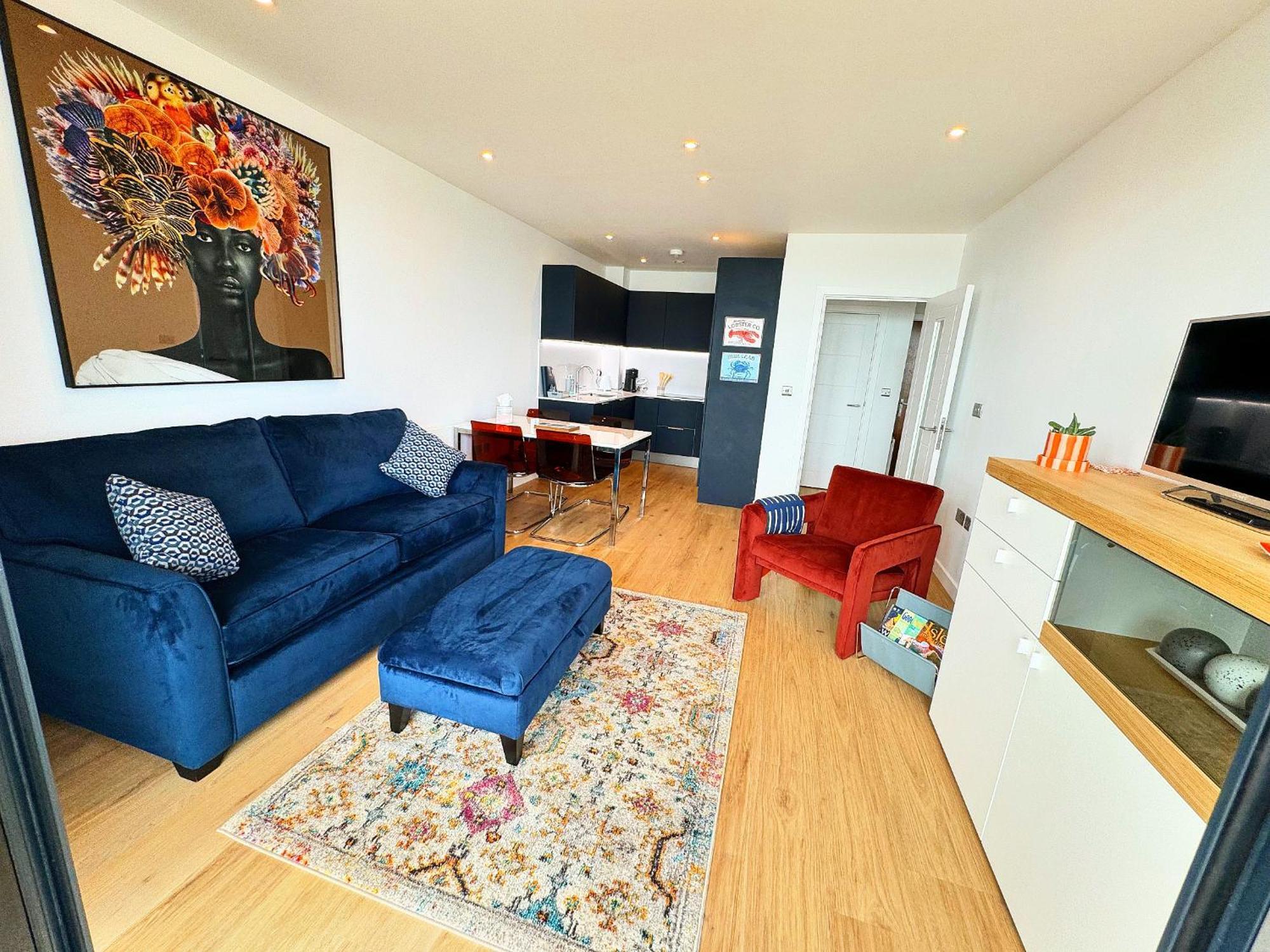 Stunning Beach Front Apartment With Sea Views, Free Parking & Balcony Ramsgate Exterior photo